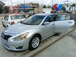 نيسان ألتيما